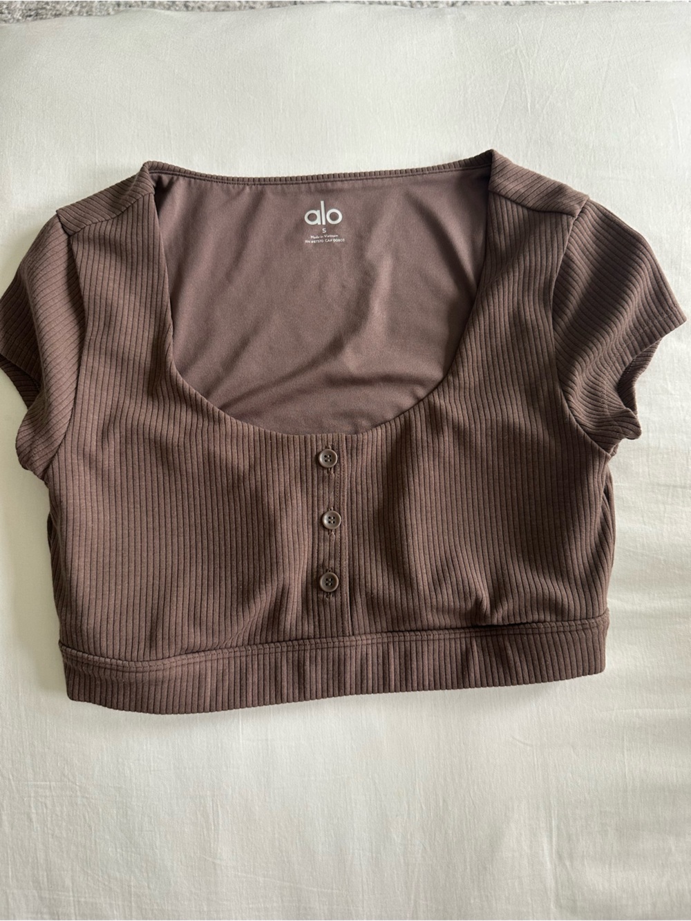 ALO Yoga Ribbed High-Waist Chocolate Brown Shorts with Button Front
